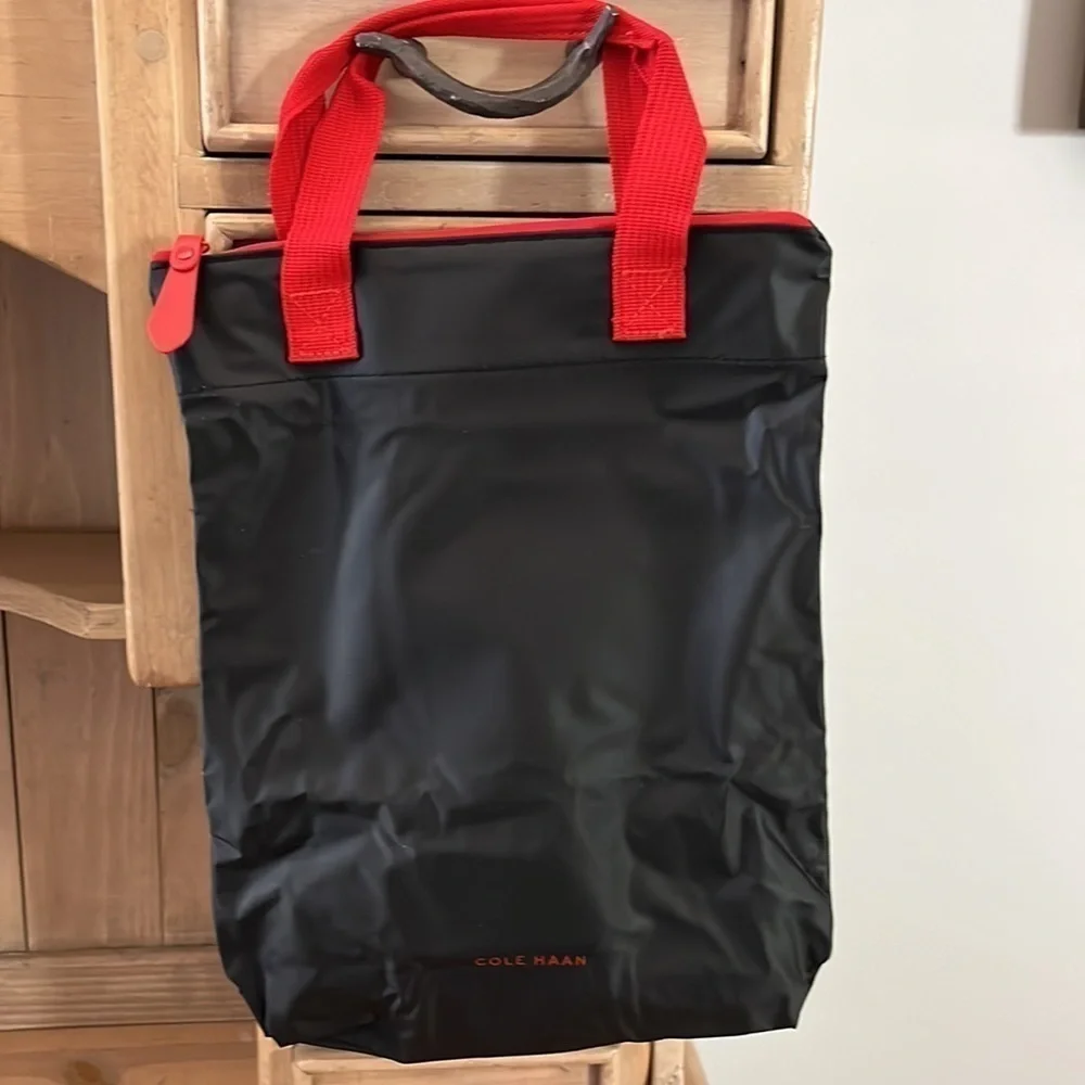 American Airlines Cole Haan Amenity Kit Bag NWT 2018 Red Black Filled